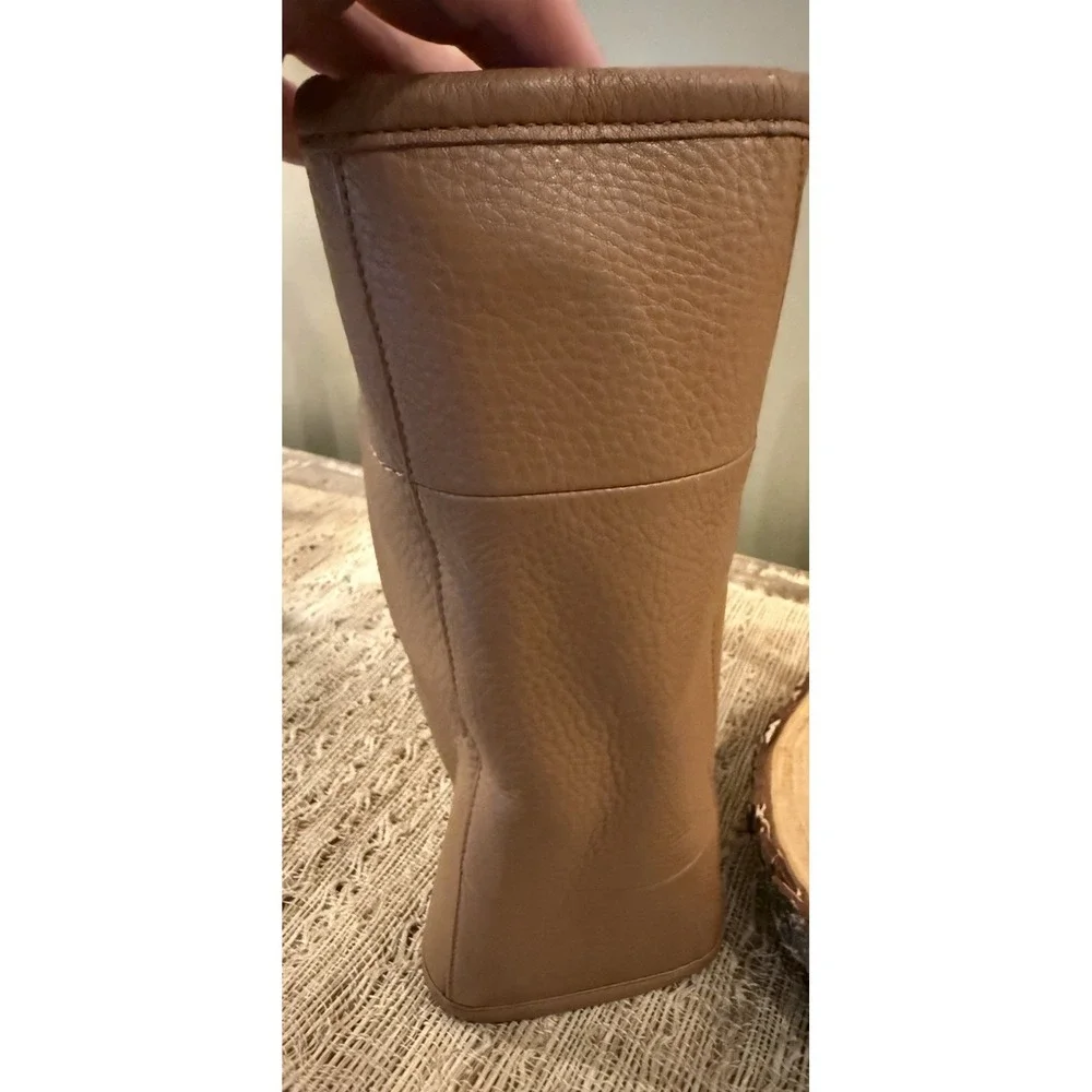 Tory Burch Britten Bark Tan Pebbled Leather Small Slouchy Chain Tote Bag 445$